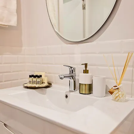 Apartment Sweett - La Pedrera - Paseo De Gracia Barcelona